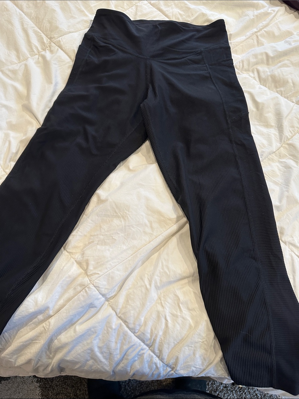 Woman Large Black Ribbed Leggings - High Waist Comfort